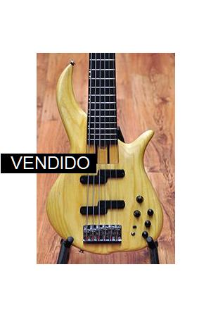 F Bass 6 string Natural F Bass 6 string Natural